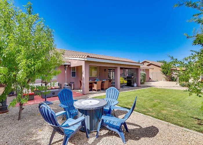 Family Home: Yard, Grill & To Relax! Ferienhaus Kingman